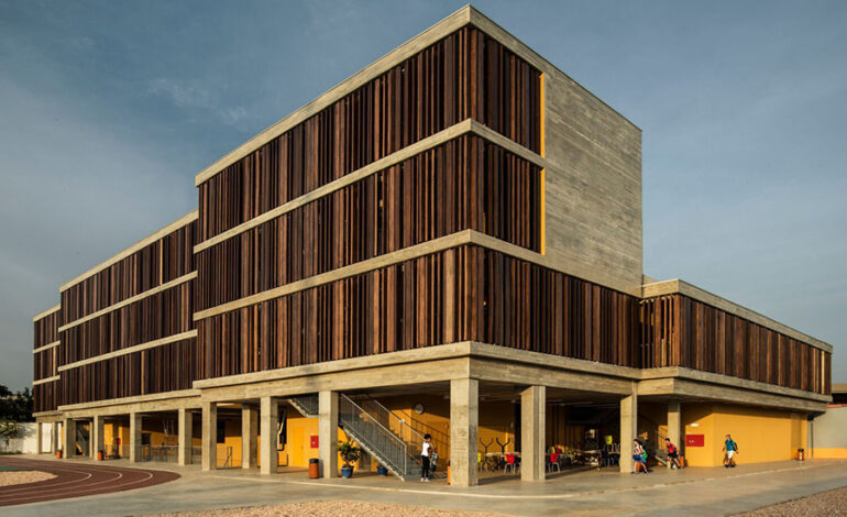 Lycee Francais Aloudine Boue Embracing Local Culture in Architecture