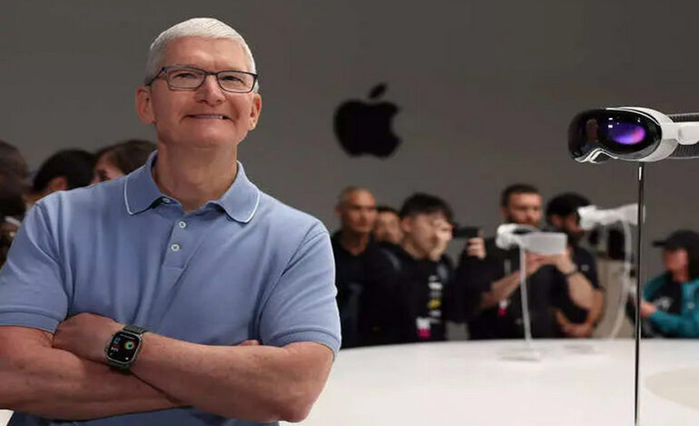 Tim Cook Spotted Wearing Apple’s Vision Pro: A New Era in Wearable Tech